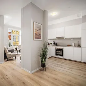 Corner Apartment