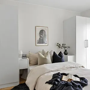 Modern In The Center Of Apartment