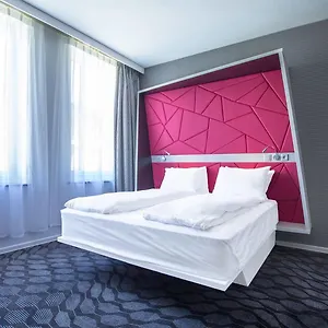 3* Hotel Magic Xhibition